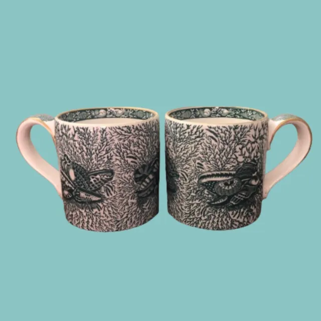 Pair of vtg Mottahedeh “Torquay” mugs cups Winterthur reproduction beachy coast