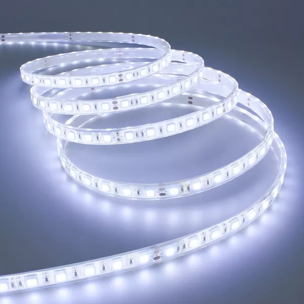 Striscia A Luce Led Bianca Fredda Smd 5050 Strip 5 Metri 300 Led Impermeabile Sc