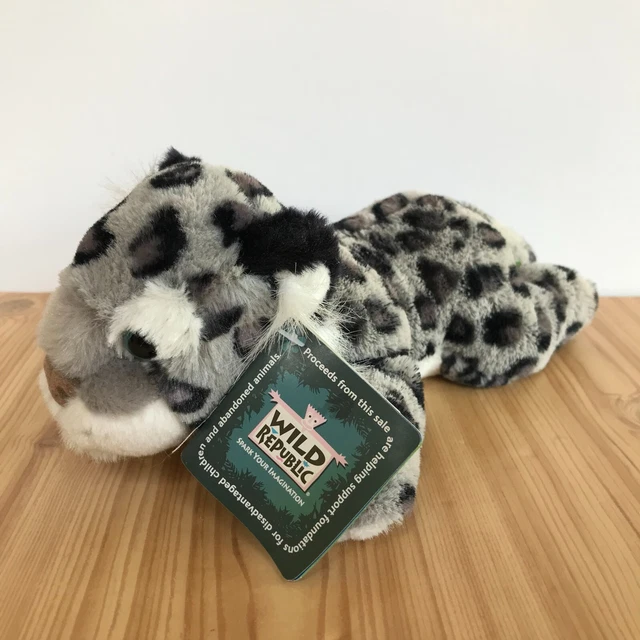 SNOW LEOPARD SOFT Toy Plush Beanie Small 26cm Long Wild Republic New