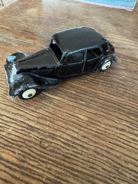 Dinky Toys Citroën Traction 11BL - Restaurée En Bleu - Échelle 1/43
