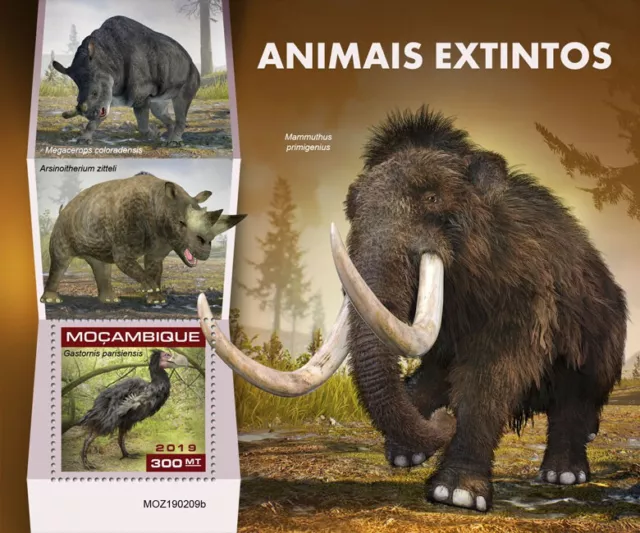 Mozambique 2019 MNH Prehistoric Animals Stamps Extinct Animals Mammoths 1v S/S