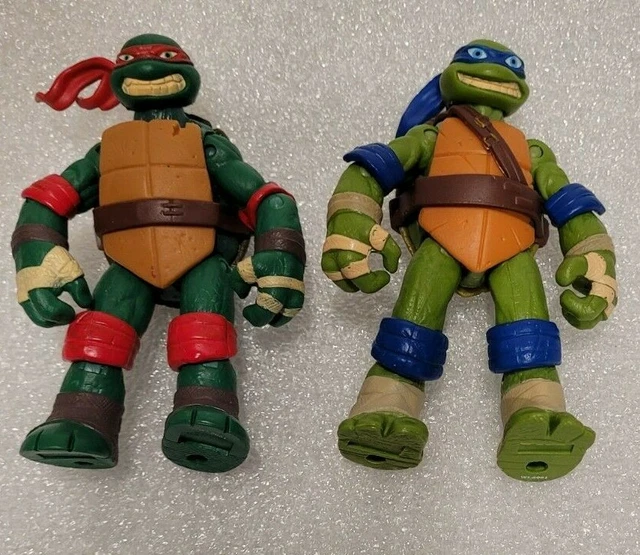 2012 Teenage Mutant Ninja Turtles TMNT Leonardo Raphael Action Figures Lot of 2