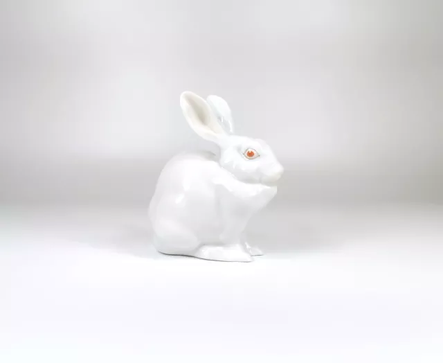 Herend, White Rabbit Sitting 5", Handpainted Porcelain Figurine, Mint ! (I147)