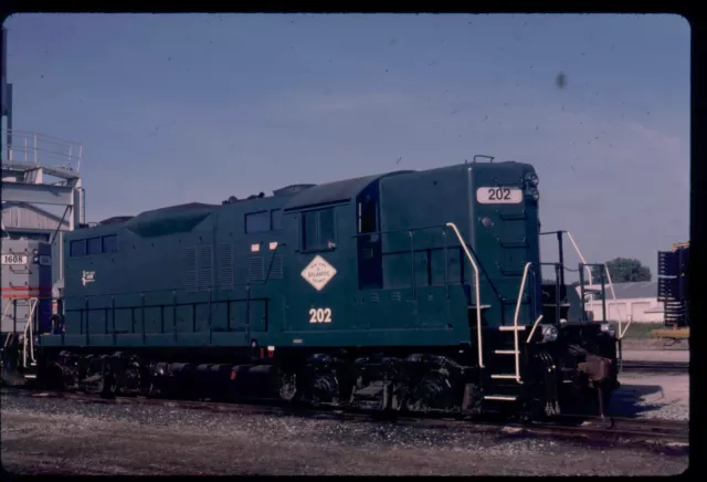 NEW YORK ATLANTIC GP9 202 rare shortline KODACHROME ORIGINAL SLIDE
