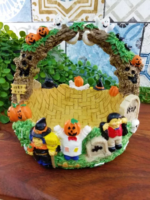 Vintage Resin Halloween Candy Dish Basket Black Cats Witch Dracula Kids Cemetery