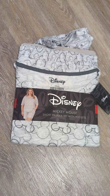 NEW Disney Women's Short Pajama Set with Pockets Size M Gray 2-Piece Sleepwear