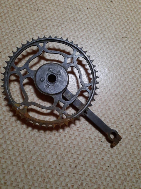 Randoneuse Peugeot devenue un fixie vert grenouille ! sur Le Vélo Randoneuse Peugeot devenue un fixie vert grenouille ! sur Le Vélo