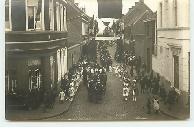 Carte Photo à identifier - Défilé un jour de carnaval - Belgique ? Pays- - 20437