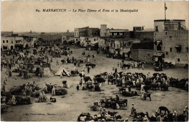 CPA AK MARRAKECH La Place Djema el Fema et la Municipalite MOROCCO (1359093)