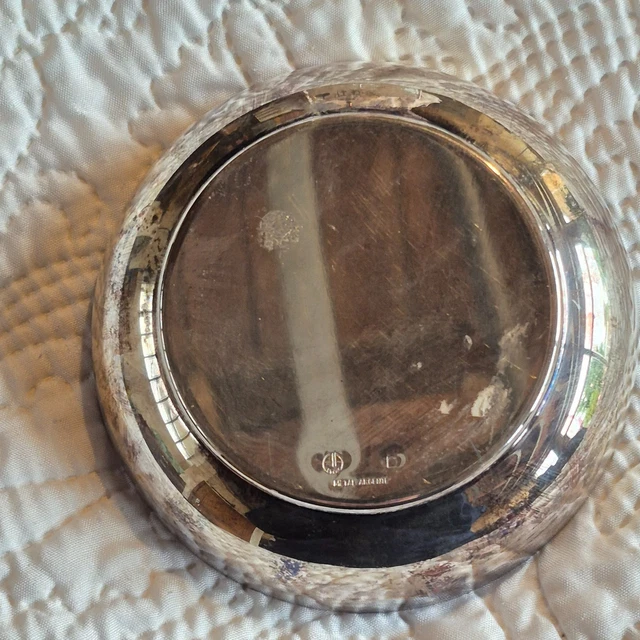 Metallic. Click COUPELLE COMMÉMORATIVE FRÉGATE Cassard métal argenté avec boîte EUR 20 ...