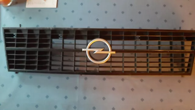 Opel Kadett D Frontgrill