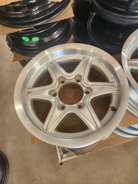 16" X 6" 6 Lug On 5.5 Aluminum Trailer Wheel