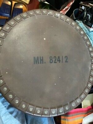 Sombrero de fibra vulcanizada vintage Castle caja de tambores, remachado, ¿uso militar? MH824/2