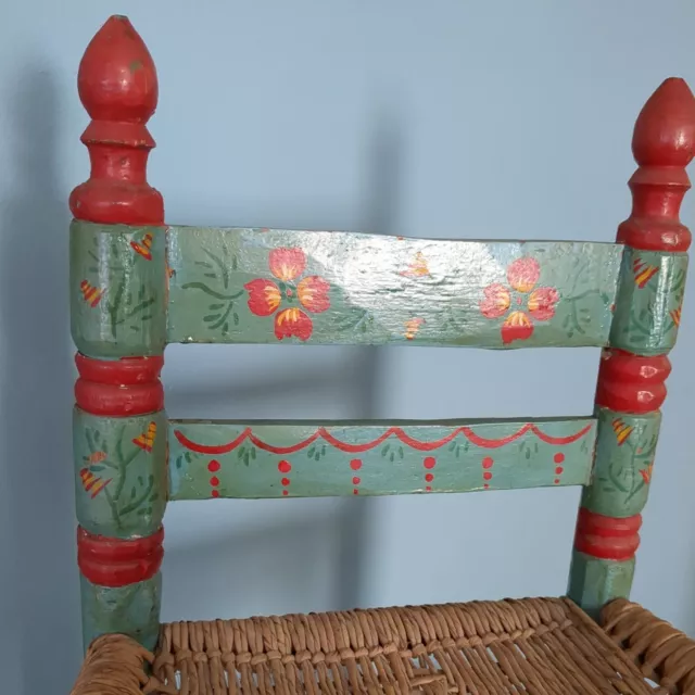 EARLY 1900s WOOD HAND PAINTED CHILD'S CHAIR FOLK ART WOVEN GRASS SEAT. Mar 2