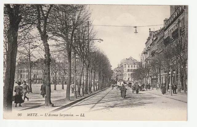 METZ - Moselle - CPA 57 - Rues - Avenue Serpenoise -