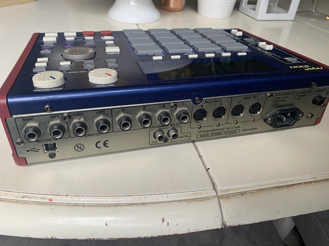 Akai MPC 1000 3