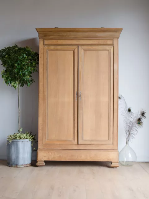 French Antique Oak Wardrobe Linen Press Cabinet Cupboard with Shelves & Drawers