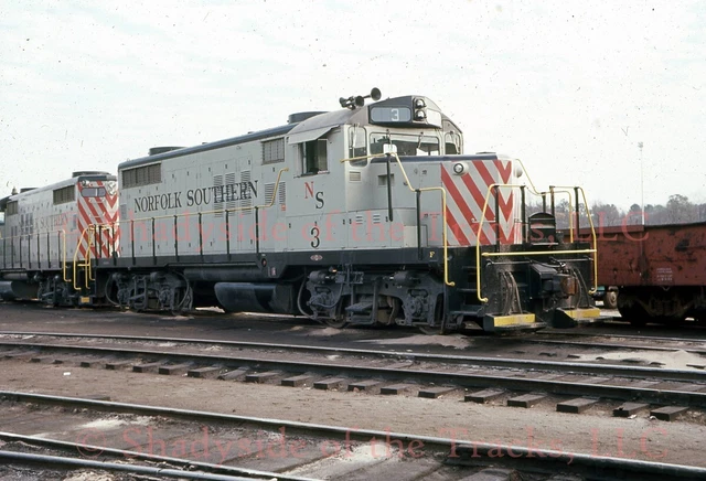 Norfolk Southern NS (Old) EMD GP18 Diesel #3 Original Slide Raleigh 1964