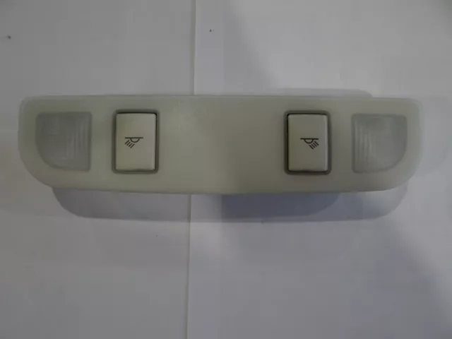 Eclairage habitacle Plafonnier arrière - 4F0947111 pour Audi A6 Série 3 C6
