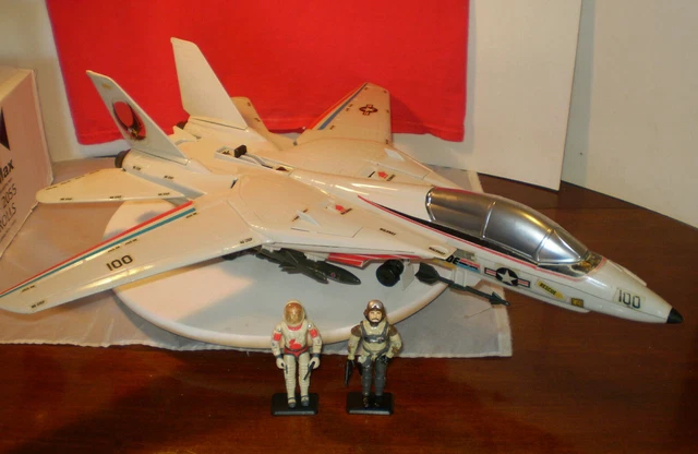 1983 GI JOE SKYSTRIKER ATTACK JET PILOT ACE NEAR COMPLETE ARAH