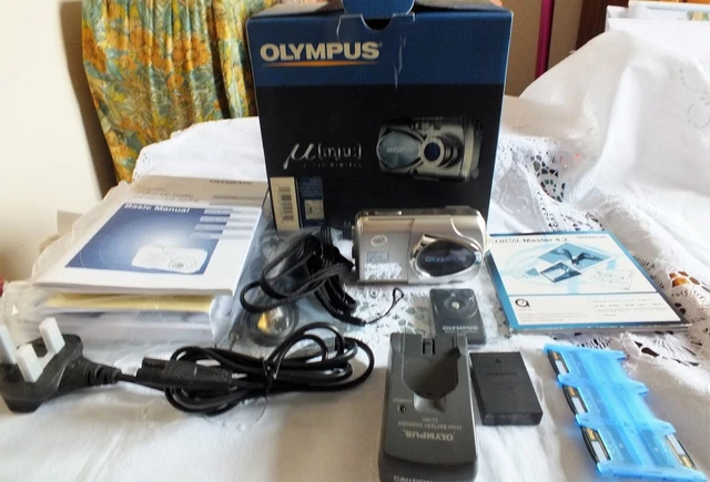 OLYMPUS u(mju) 410 4.0mp DIGITAL CAMERA  Original Box & Accessories,+ cards/case