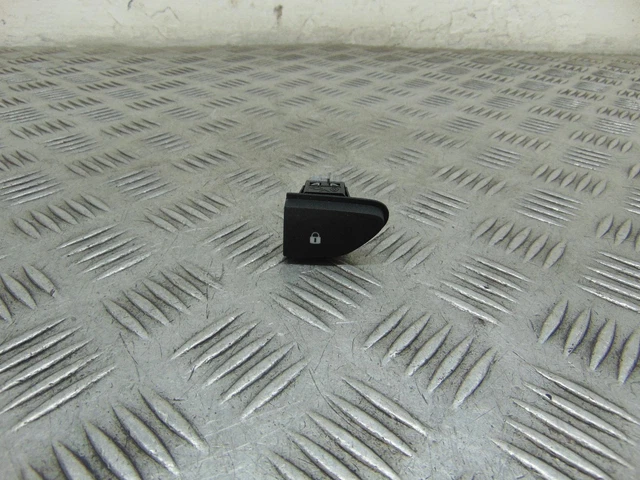 RENAULT CLIO Mk4 Commutateur de Verrouillage Central 5 Broche Prise 252103678r 3