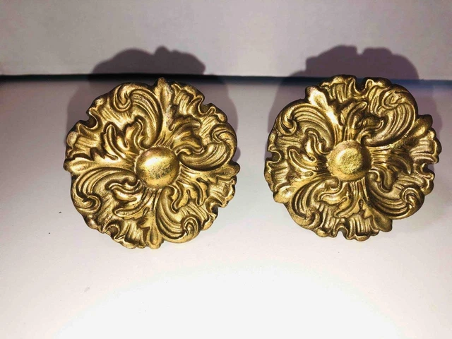 3 Vintage 1960’s Brass Japan Ornate Round Metal Drapery Curtain Tie Backs 2