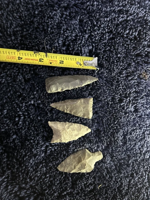 4 Arrowheads Lot Indian Artifacts