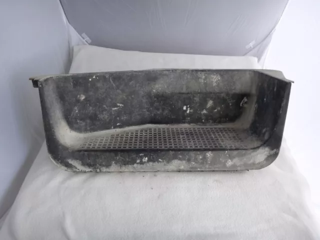 Einstiegsverkleidung  hinten re aus 1993er VW Bus T 4 Doka (70X0D - 2,4er - AAB)