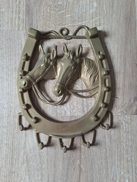 Porte-clés en fer à cheval tête de chevaux mural en laiton de 21,5 cm