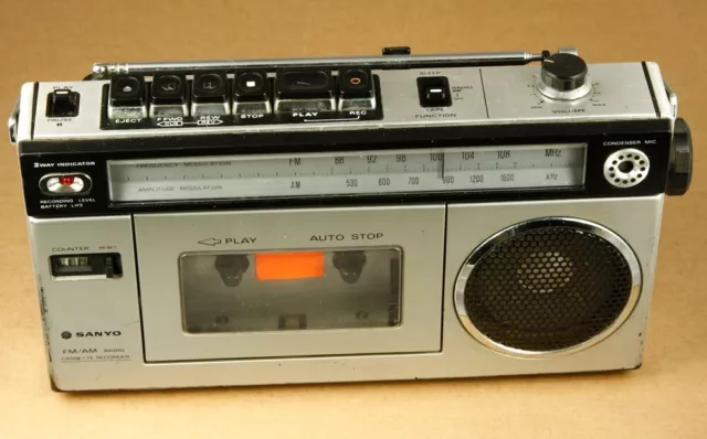 SANYO M1700F VINTAGE Portable Radio Cassette Player 12x22cm Made in ...