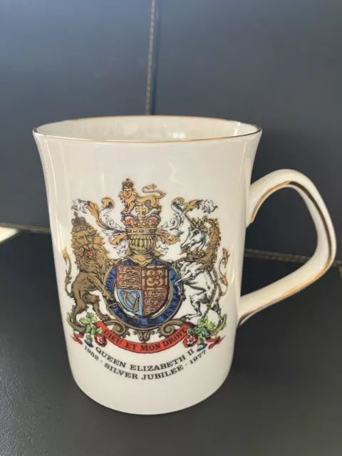 Silver Jubilee Kaffeebecher Original 1977 Fine Bone China Cup / Mug Elizabeth II