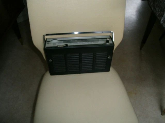 Ancien Transistor Philips 3