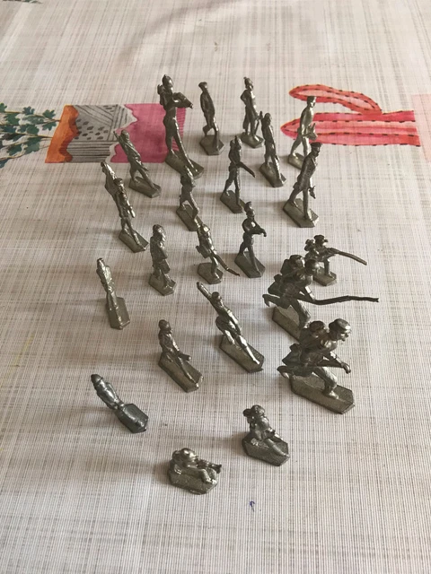 Soldats Hachette en plomb peint