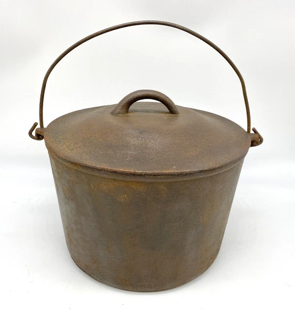 Cast Iron Marked with Star and "2:" Dutch Oven / Bean Pot /w Lid & Handle 1800s?