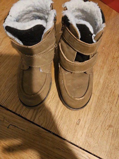 River island boys best sale boots
