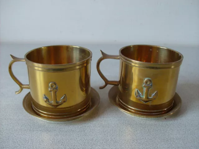 Lot de 2 porte tasse à thé grog en laiton avec ancre marine et soucoupes de 8 cm