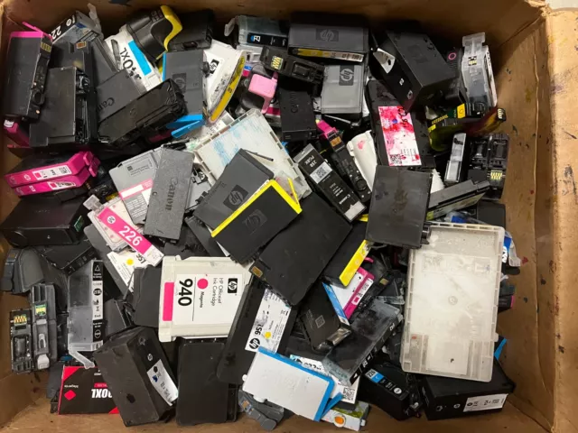 MIX LOT OF 370 EMPTY INK CARTRIDGES FOR $740 STAPLES or OFFICE MAX REWARDS