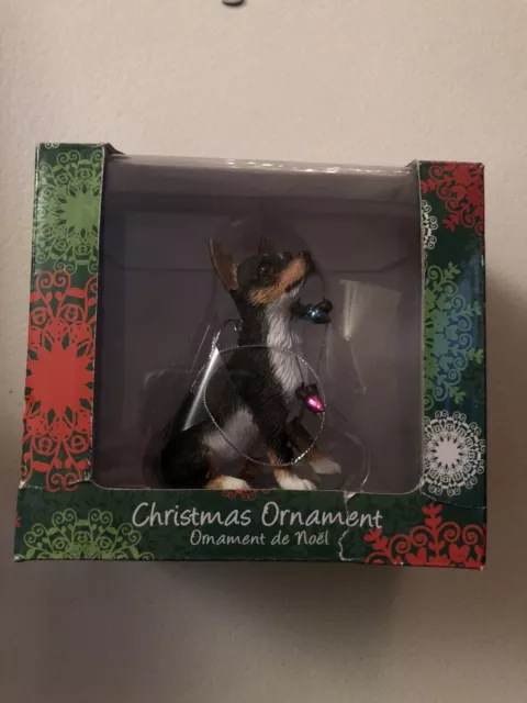 Sandicast Christmas Ornament  Chihuahua Dog  Hand Cast & Hand Painted