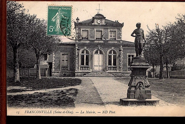 95 -FRANCONVILLE - La Mairie