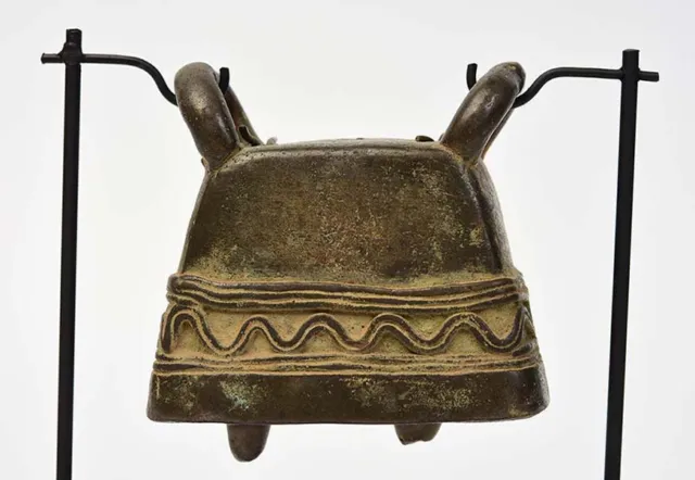 19th Century, Antique Burmese Bronze Cow Bell with Stand 2
