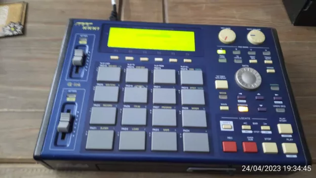 Akai MPC 1000 JJOS1 Ver 5.00, 128MB RAM, 1GB CF Card