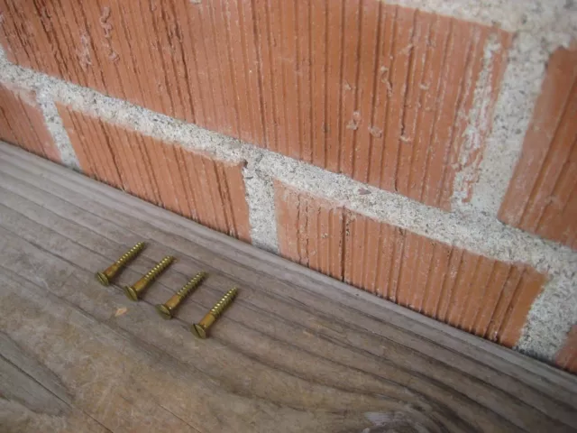 Vintage #7 x 1" Solid Brass Slotted Flat-Head Wood Screw Lot of 4 USA