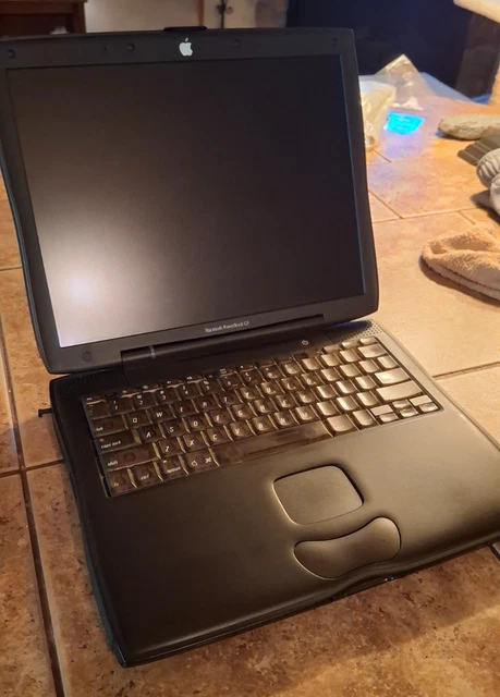 APPLE POWERBOOK G3 400 (Bronze KB / Lombard) 400MHz G3 64MB RAM NO
