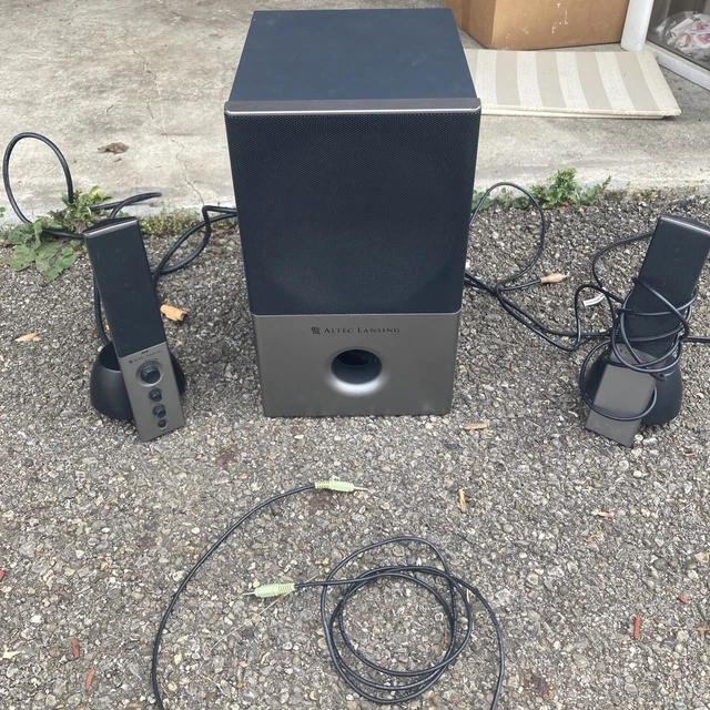 Altec Lansing VS4121 Computer Speakers For Parts Only Not Tested