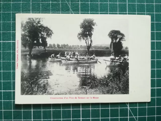 vd050 CPA WW1 construction d'un pont sur la Meuse - très animée