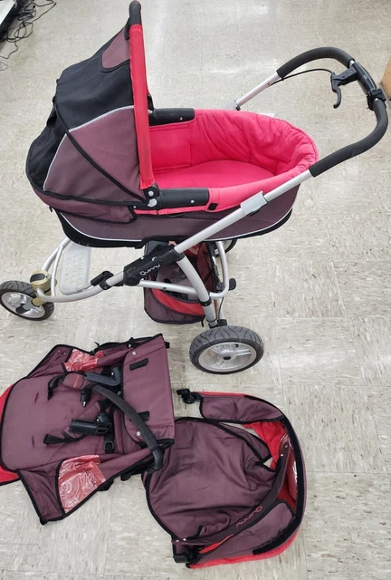 Quinny Classic Buzz Stroller in Red With Detachable Parts