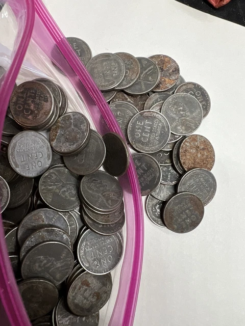 1943 Lincoln Wheat Cent Roll 50 Mixed Mint Steel Circulated Pennies US Coins