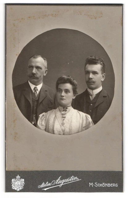 Fotografie Atelier Augustin, M.-Schönberg, Schillerstr. 3, Bürgerlicher Herr mi