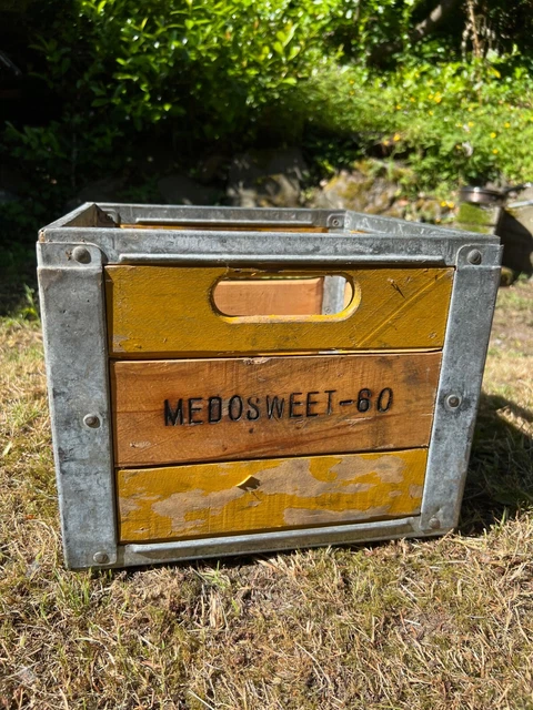 Vintage 1960 Medosweet Farms Milk Crate wood and metal, great shape